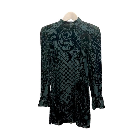 NEW WITH TAGS BALMAIN x H&M Green Velvet Minidress - Limited Edition - Size 4 - Picture 2 of 16